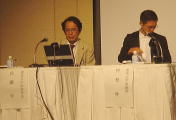 �����w �����L