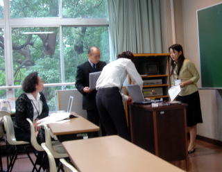 山本,古賀,徳井氏